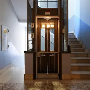 Primopiano - Jenner Apartment Milan